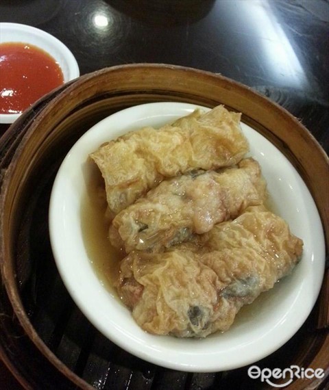 Fried Beancurd Skin Roll with Shrimp
