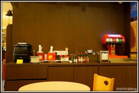 Self-Service Counter for Soup, Soft Drinks, Sauce