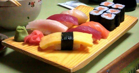 Assorted Sushi Set