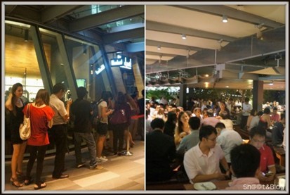 Long Queue to dine at the restaurant
