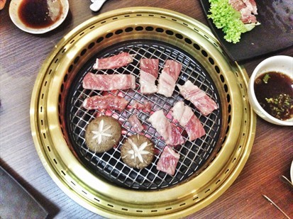 “Ohmi" grade A4 wagyu beef