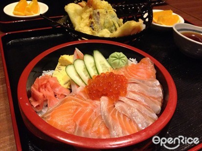salmon sashimi don