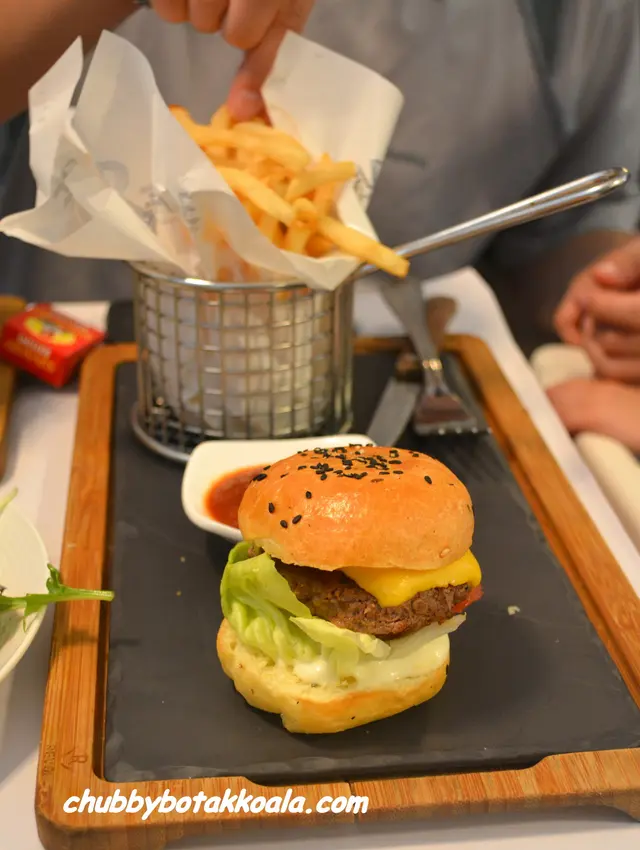 Mini Beef Cheeseburger