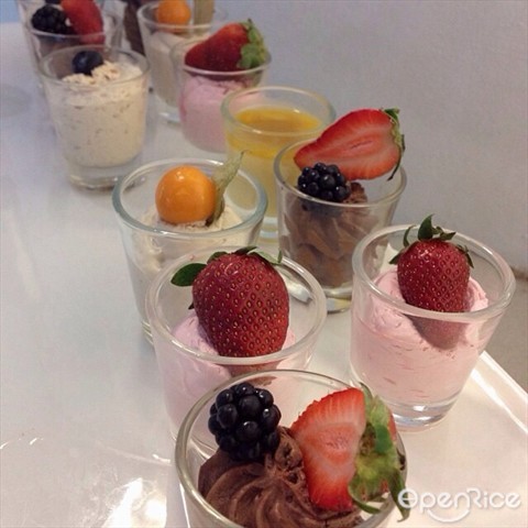 dessert in small glass