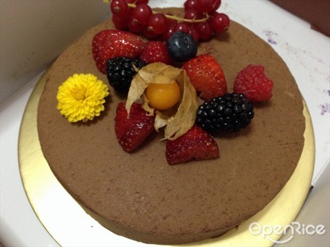 chocolate truffle cake!