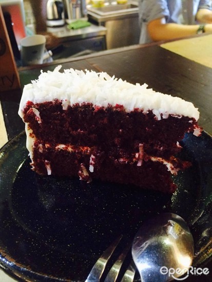 Red Velvet Cake ($7)