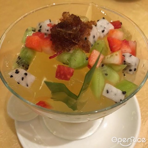 Aloe Vera with Fruit Cocktail