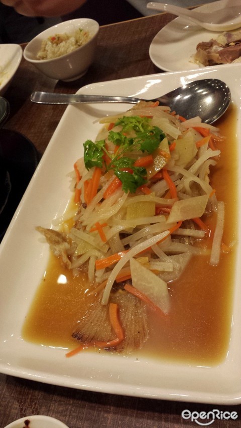 Carp Fish Soup with Radish