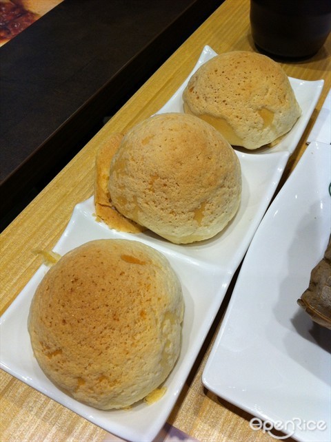 Crispy char Siew bun
