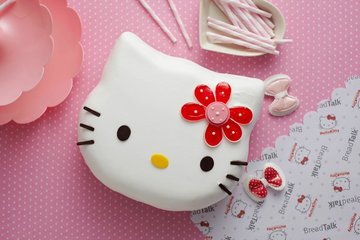 Hello Kitty Chantilly Whole Cake