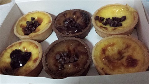 Double chocolate, blueberry, chocolate & durian! 