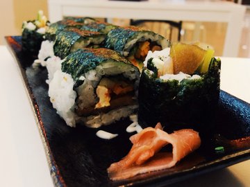 Smoked Salmon Cheese Maki