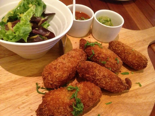 Stuffed Jalapeño with Cheese