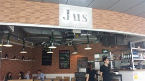 Jus Restaurant & Bar