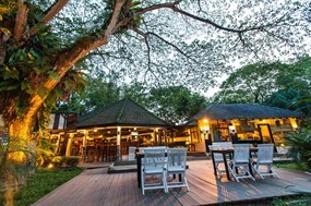 Roundhouse Pizza, Bar & Grill