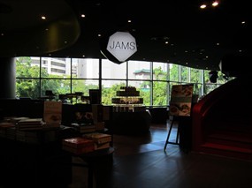 Jams Cafe