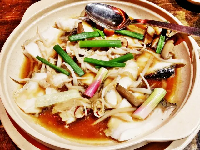 Old-Style Steamed Fish Slices