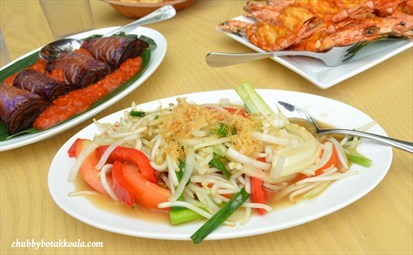 Bean Sprout with Salted Fish & Fried Egg plant with Chili