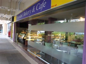 Swisslink Bakery & Café