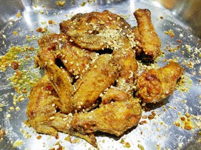 Maneul Dak Ganjang / Garlic Soy Sauce Chicken Wings