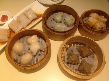 Rice rolls, shrimp dumplings, teochew dumplings, truffle dumplings & shaomai