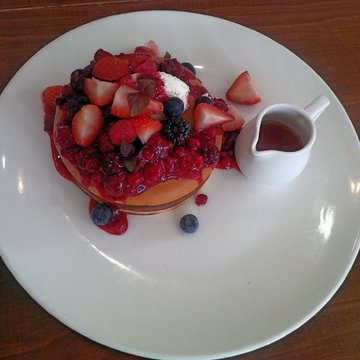 Lemongrass ricotta hotcakes