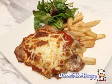 Cheese Baked Chicken with Tomato Pomodoro