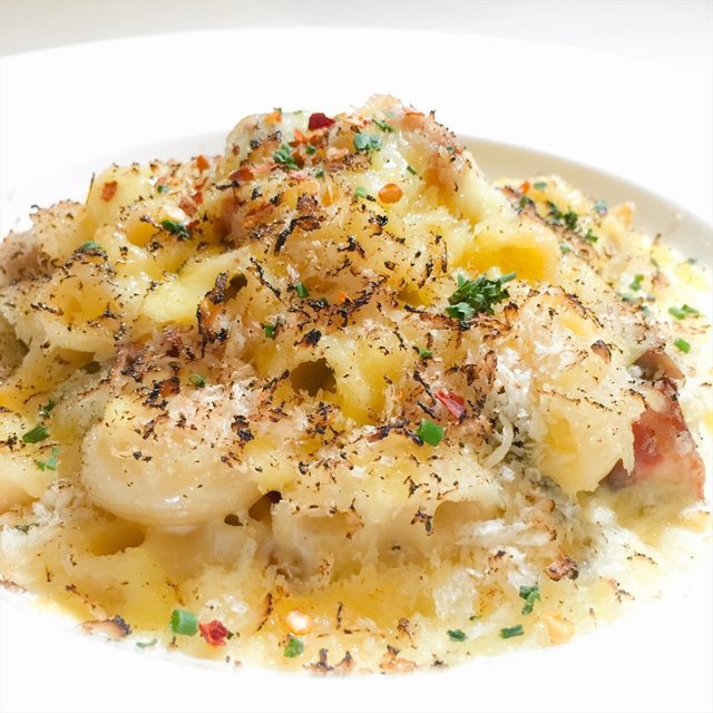 Truffle Mac & Cheese