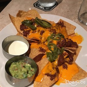 District 10 Bar & Restaurant