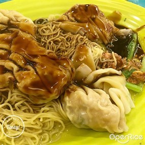 Fitra Chicken Rice - Food Junction