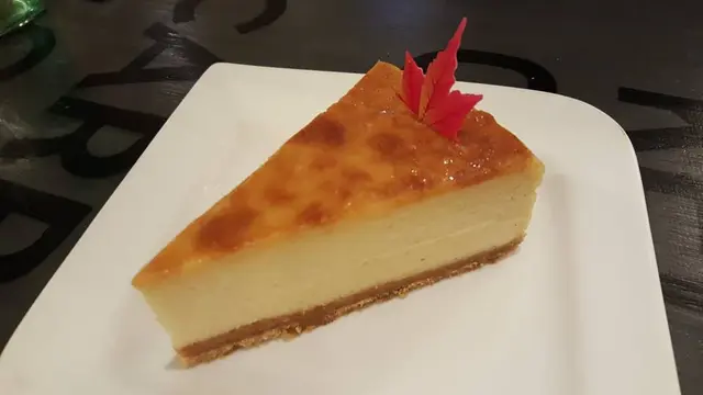 D’ Good Maple Sea Salt Cheesecake