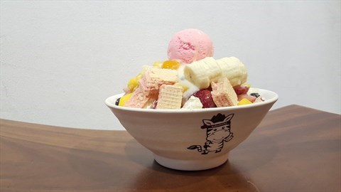 Yogurt Fruity Flair Bingsu