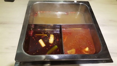 Soup Based - Ginseng Chicken, Mala and Tomato