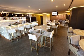 Breez Bar