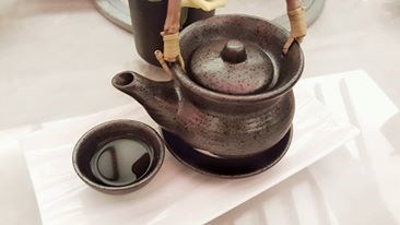 Conch Chicken Consomme with Black Garlic 功夫茶(黑蒜炖螺头汤)