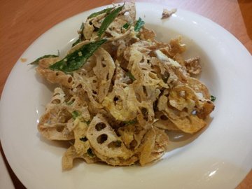 Crispy Lotus with Salted Egg