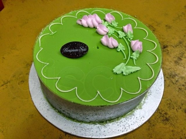 Bengawan solo pandan deals cake