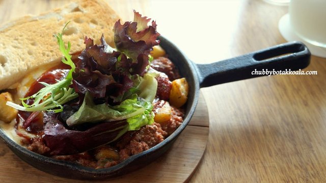 Hickory Corned Beef & Hash