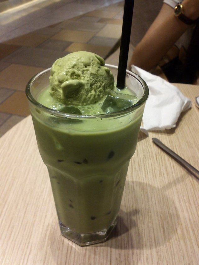 Maccha latte float