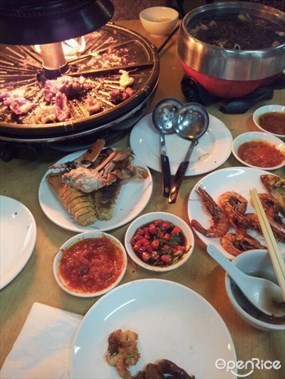 Korean UFO Roaster & Steamboat Buffet