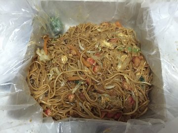fry Hong Kong noodles