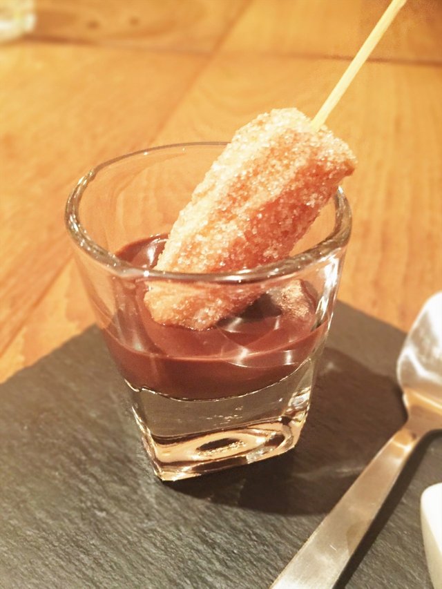 Churros con Chocolate