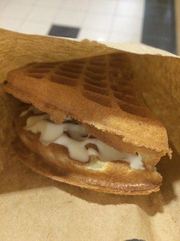 Waffle with cheese