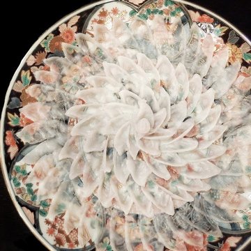 Tessa (Pufferfish Sashimi)