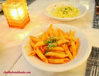 Penne with Tomato Sauce & Spaghetti with cream sauce