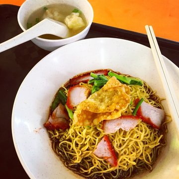 Wanton  noodles  