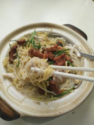 Claypot Hokkien Mee