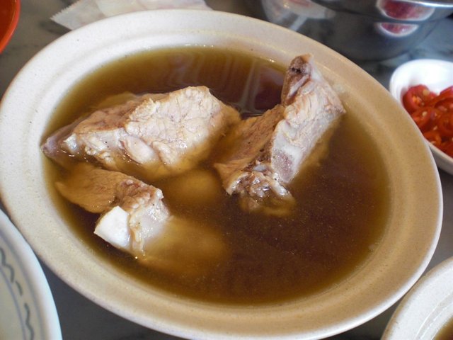 招牌肉骨湯