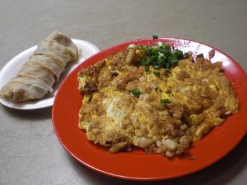 薄餅（Popiah）、菜頭粿（Carrot Cake）