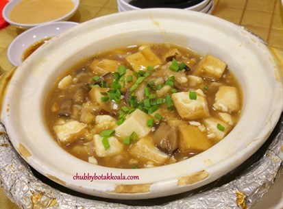 Claypot Chicken with Salted Fish and Tofu - Large